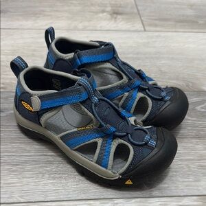 Keen Blue and Gray Water Shoes with Toe Protection